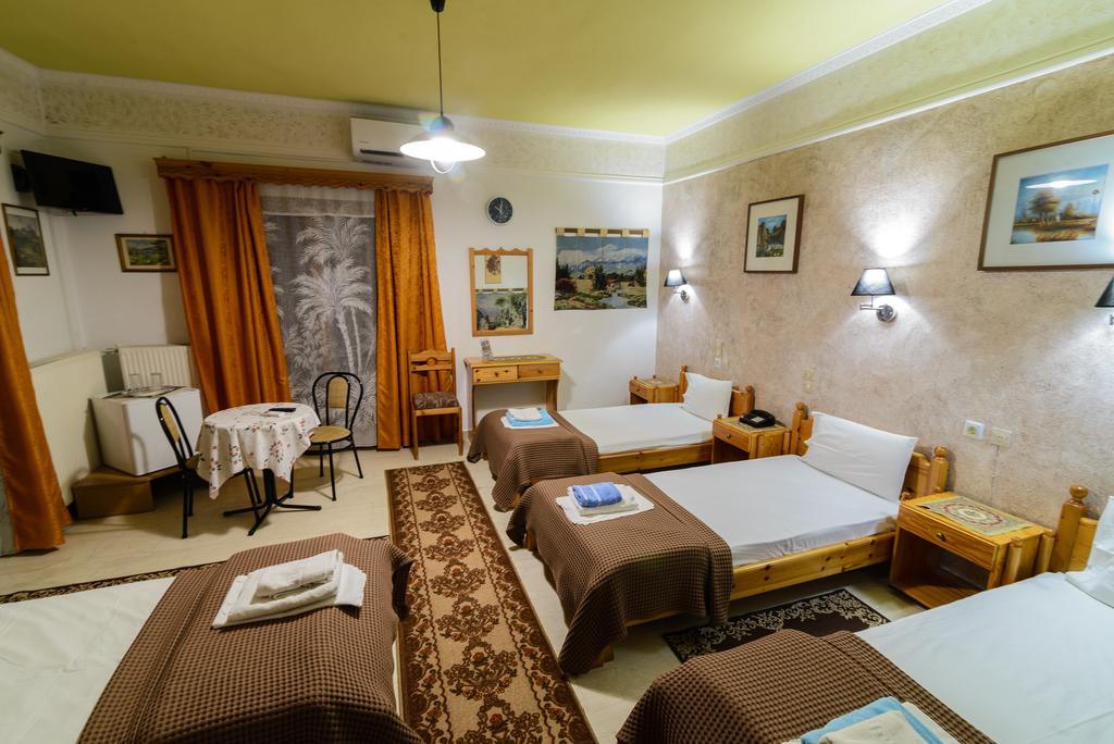 Zozas Rooms Калампака Номер фото