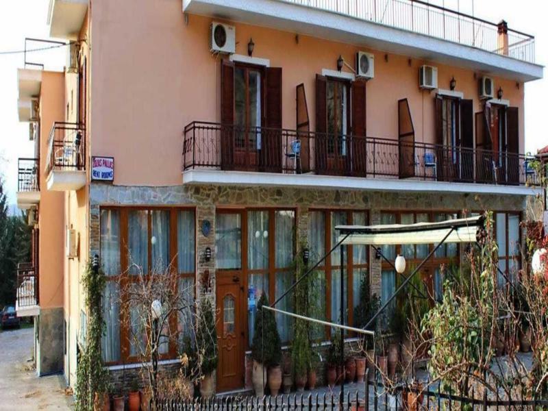 Zozas Rooms Калампака Экстерьер фото